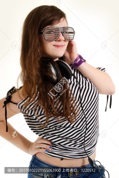 年輕的女孩提出分離