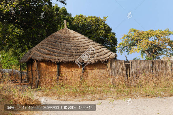 非洲部落的小屋