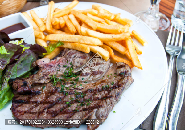 多汁的牛排牛肉