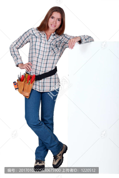 躺在白板上的女人
