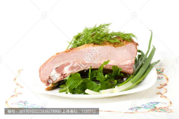 美味的熏肉和蒔蘿