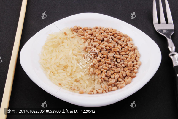 盤(pán)子