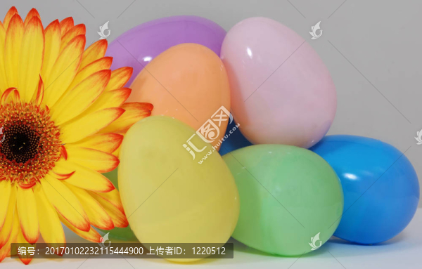 豐富多彩的復(fù)活節(jié)彩蛋和Gerber,Daisy