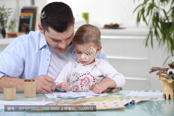 少女與父親著色