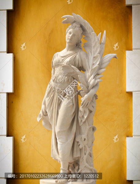 古代女性雕像