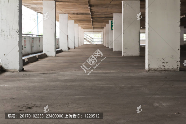 停車場