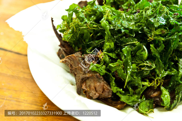 泰國(guó)菜豐富多彩，美麗多樣。