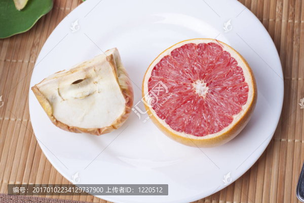 干蘋果和葡萄柚