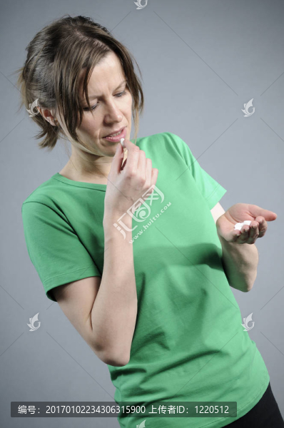 健身指導(dǎo)員服用藥物