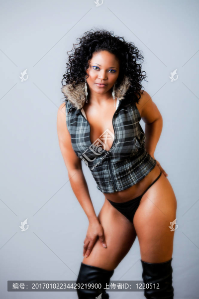 Grey,Woman,06