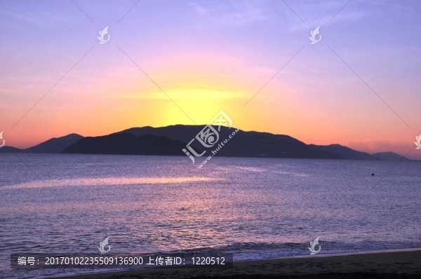 日出海灘