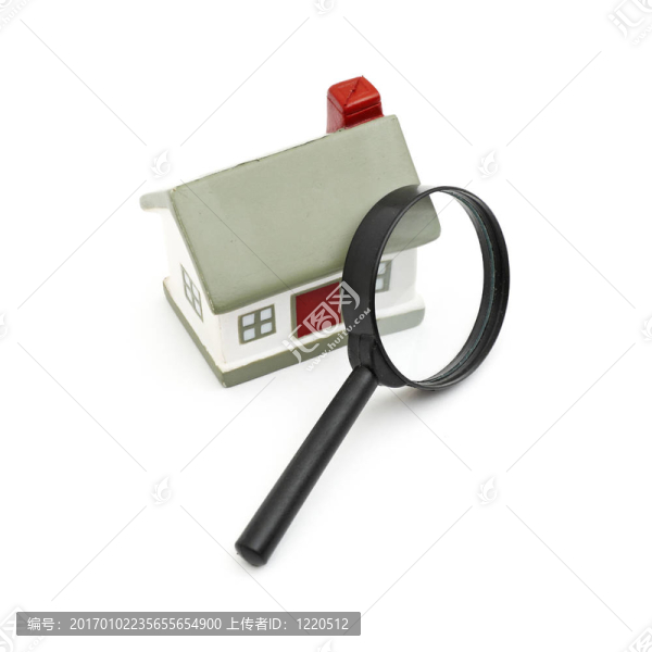 放大鏡檢查模型