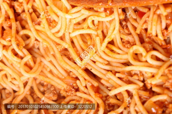 在一個鍋里煮意大利面面食