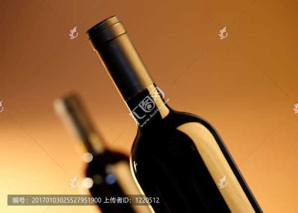 酒紅瓶