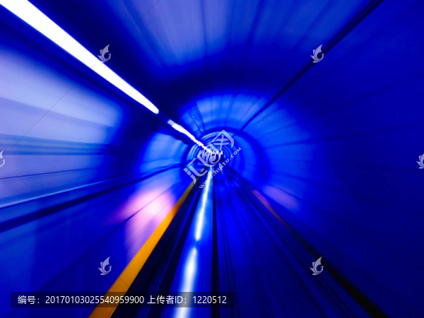 通過隧道