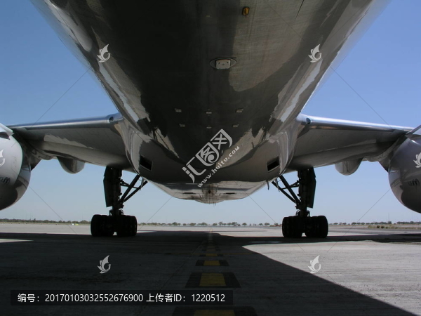 777在側(cè)