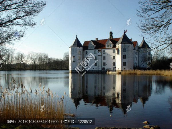 watercastle
