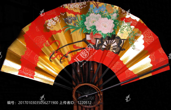 紅色的日本粉絲