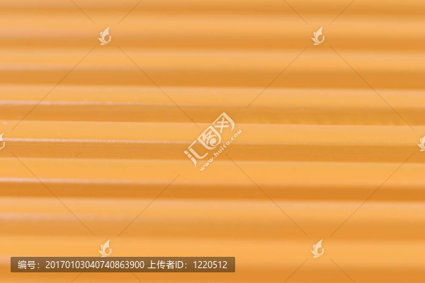 地平線上的鉛筆