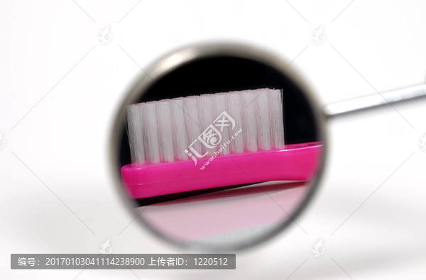 牙醫(yī)用的鏡子