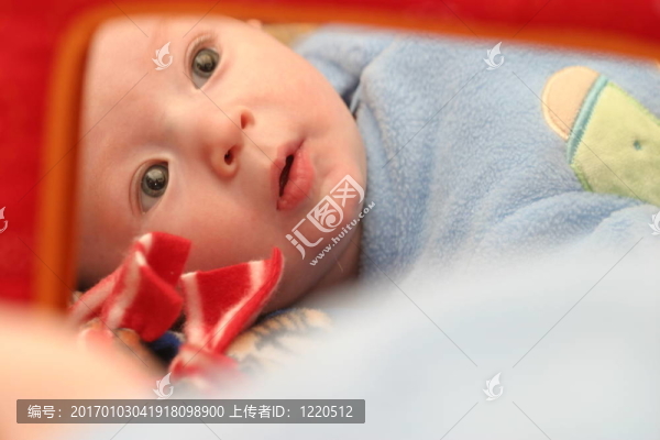反映嬰兒