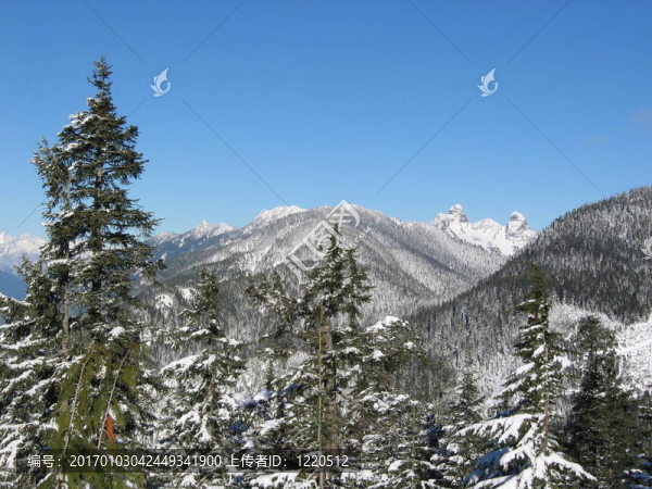 雪山
