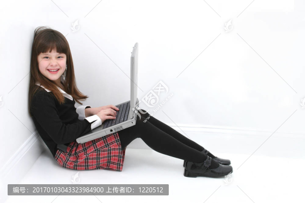 孩子使用電腦
