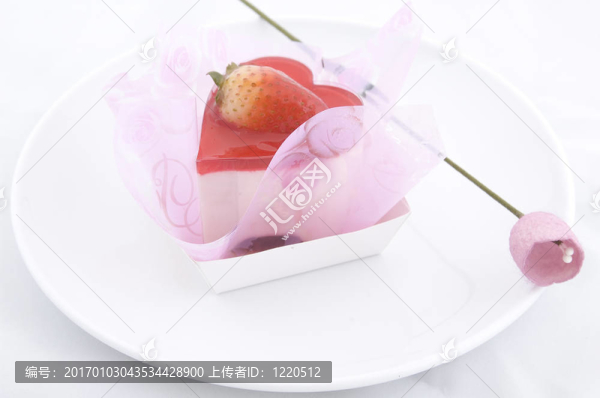 蛋糕和鮮花