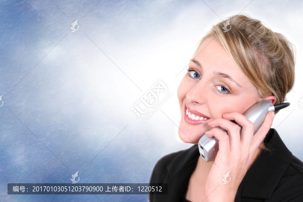 女人的藍(lán)眼睛