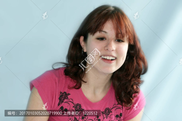 十幾歲的女孩