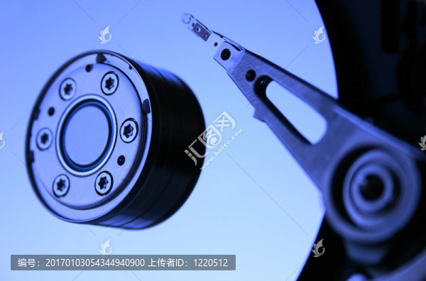 硬盤驅(qū)動器[,2,]