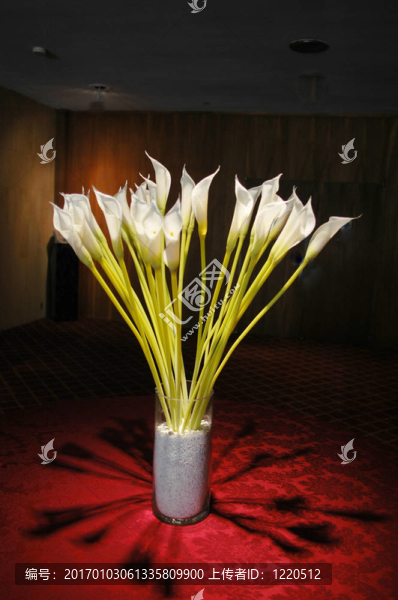 花在花瓶