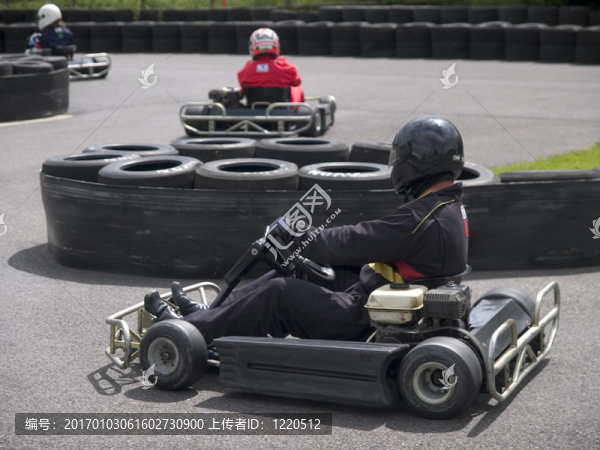卡丁車