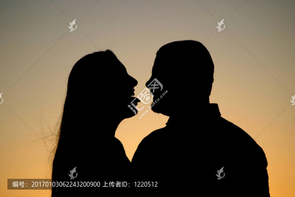 夫婦的剪影