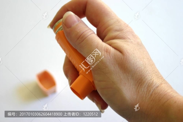 吸入器