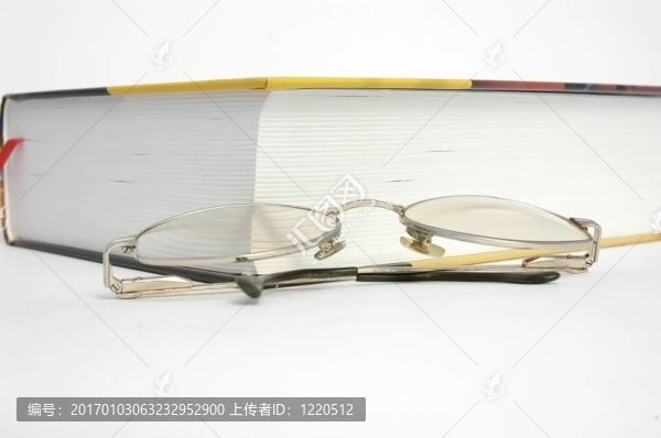 書(shū)和眼鏡