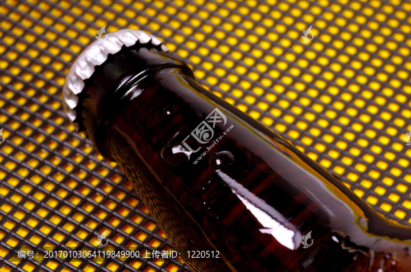 冷啤酒