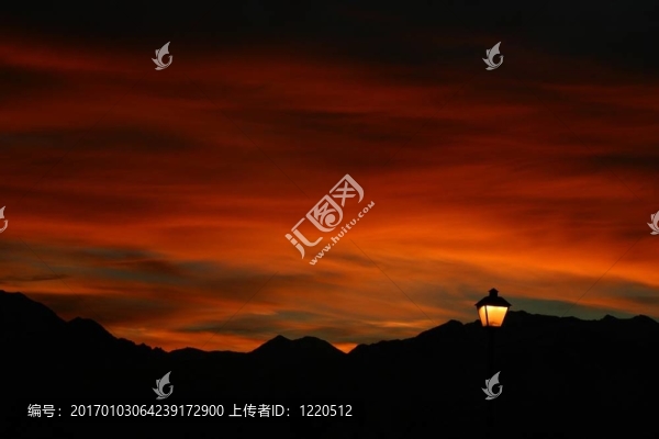 瓦薩奇日出