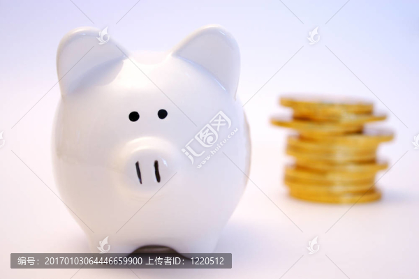 資助