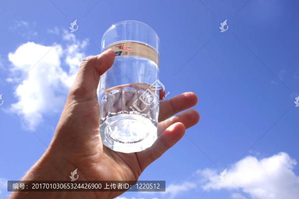 玻璃水