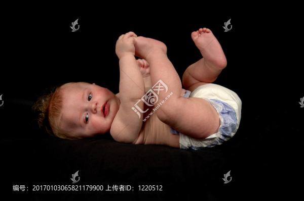帶黑的男孩