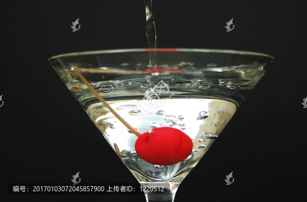 馬蒂尼飾