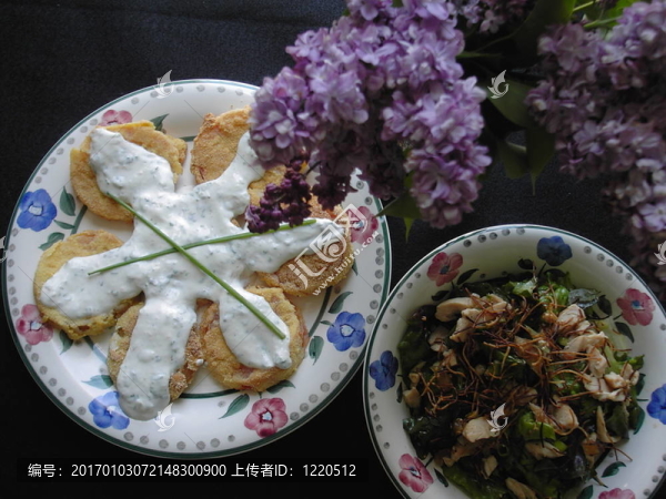 午餐的紫丁香