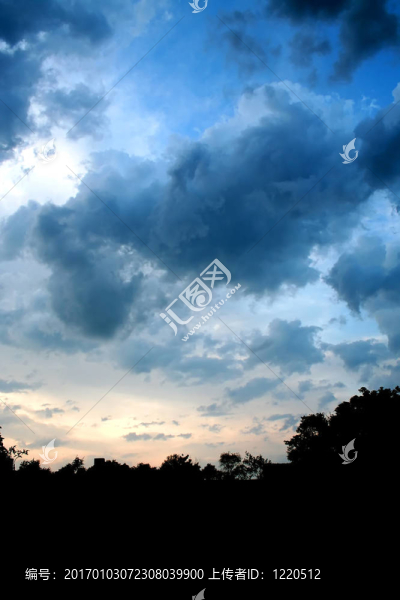 漸暗的天空1
