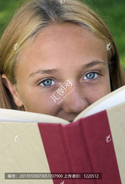 本書的女孩