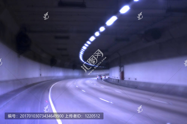 藍(lán)色的隧道