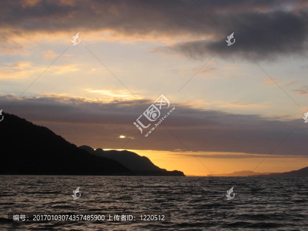 海上日落