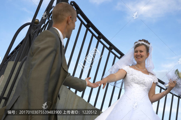 新婚快樂的微笑