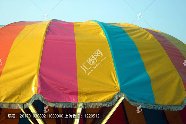 豐富多彩的屋頂-匯圖網(wǎng) www.fosd68.com 豐富多彩的屋頂