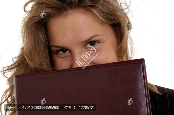女人